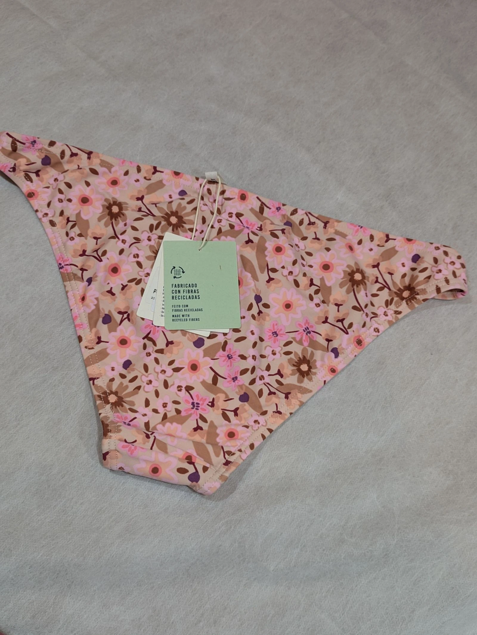 Braguita de bikini de talle bajo con estampado floral en tonos melocotón y marrón. Talla 40 de Green Coast  – photo 2